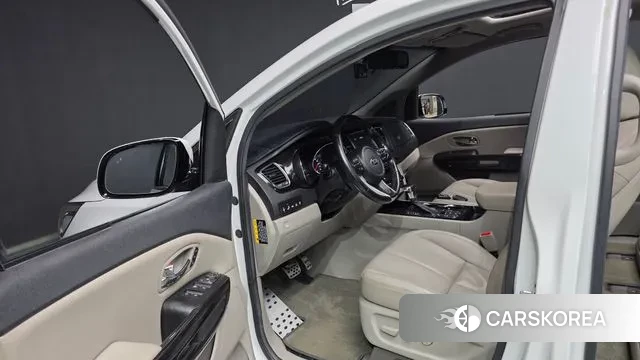 Kia The New Carnival 2018 Белый из Кореи, фото 3