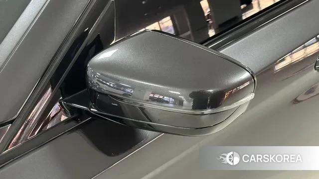 BMW 5 Series (G30) 2023 Серый из Кореи, фото 3