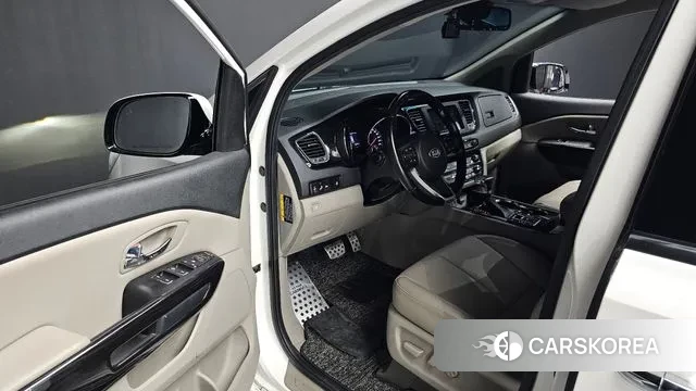 Kia The New Carnival 2019 Белый из Кореи, фото 3