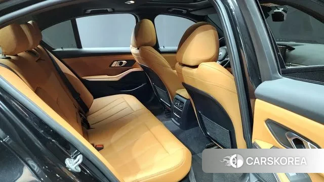 BMW 3 Series (G20) 2023 Черный из Кореи, фото 3