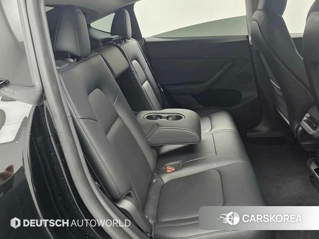 Tesla Model Y 2024 Черный из Кореи, фото 3