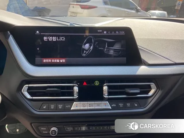 BMW 1 Series (F40) 2024 Белый из Кореи, фото 3