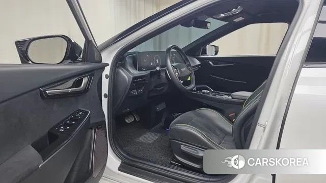 Kia EV6 2023 Белый из Кореи, фото 3
