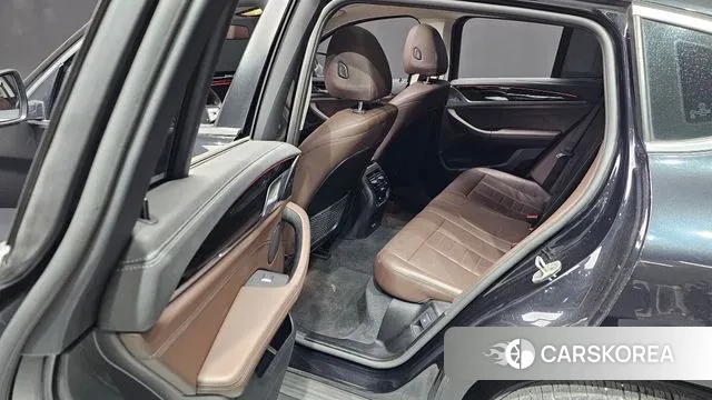 BMW X4 (G02) 2022 Черный из Кореи, фото 3