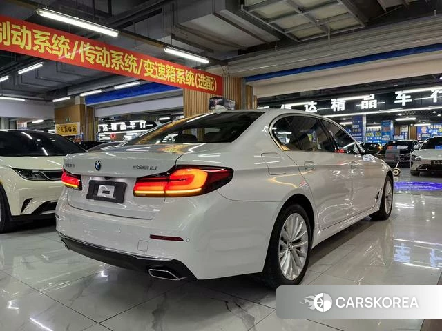 BMW 5 series 2024 Белый из Китая, фото 3