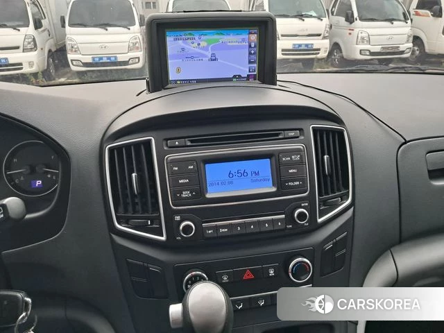 Hyundai The New Grand Starex 2018 Черный из Кореи, фото 3