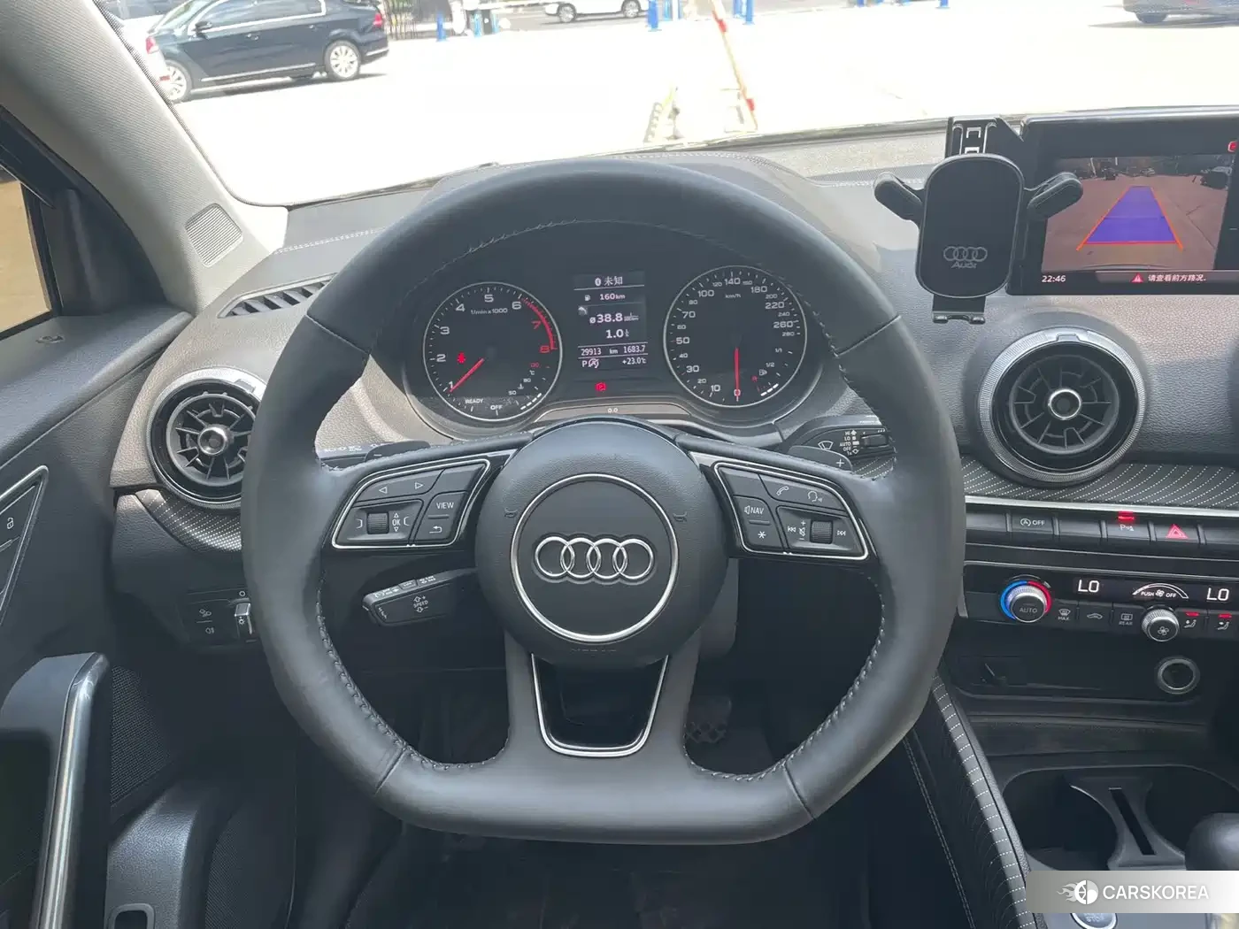 Audi Q2L 2021 Silver/gray из Китая, фото 3