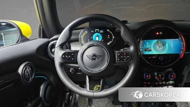 Mini Cooper Electric 2022 Серебристо-серый из Кореи, фото 3