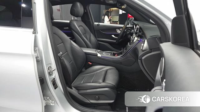 Mercedes-Benz GLC-Class X253 2020 Серебристо-серый из Кореи, фото 3