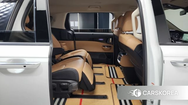 Kia Carnival 4th generation 2023 Белый из Кореи, фото 3