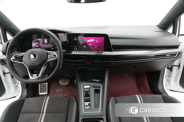 Volkswagen Golf 2023 Белый из Китая, фото 3