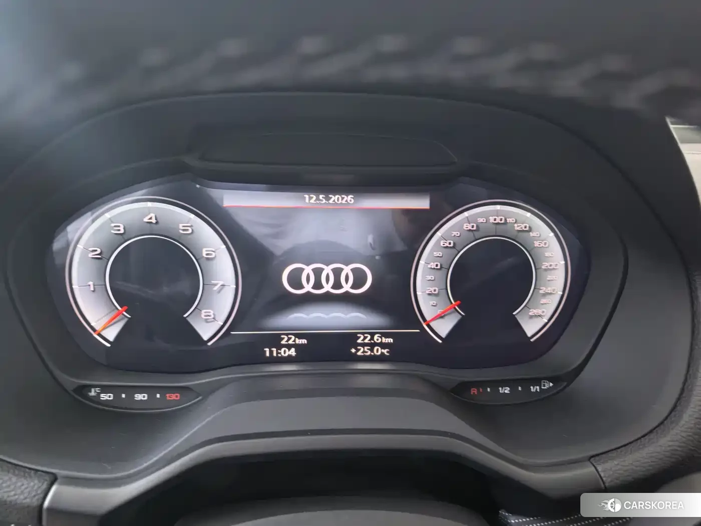 Audi Q2L 2026 Silver/gray из Китая, фото 3