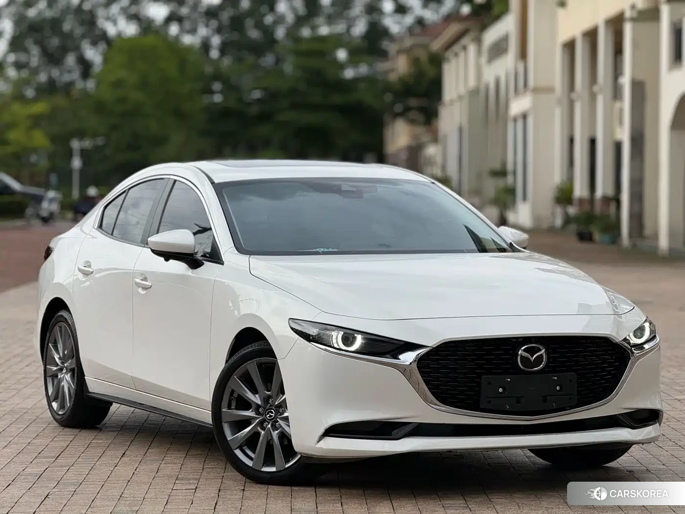 Mazda 3 2024 Белый из Китая, фото 3
