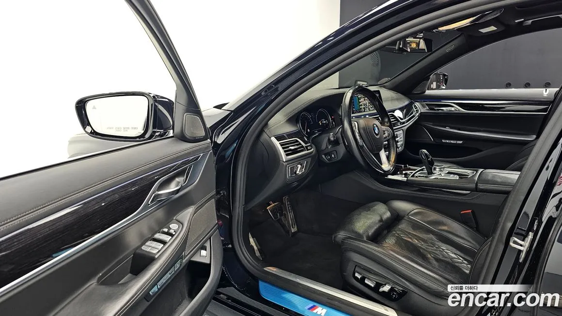 BMW 7 Series (G11) 2018 Черный из Кореи, фото 3