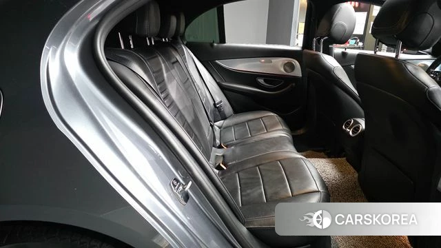 Mercedes-Benz E-Class W213 2020 Серый из Кореи, фото 3