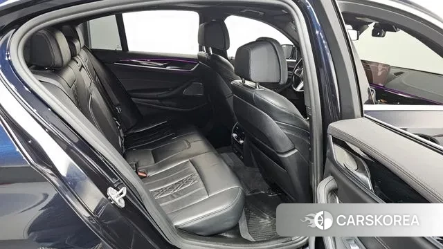 BMW 5 Series (G30) 2021 Черный из Кореи, фото 3