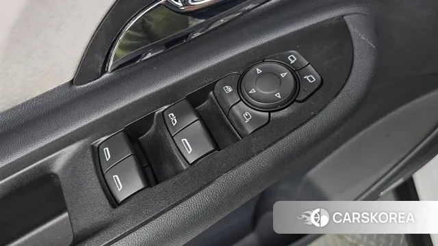 Chevrolet (GM Daewoo) Bolt EV 2021 Белый из Кореи, фото 3