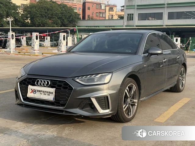 Audi A4L 2021 Темно-серый из Китая, фото 3