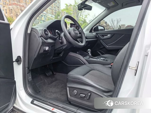 Audi Q2L 2021 Белый из Китая, фото 3