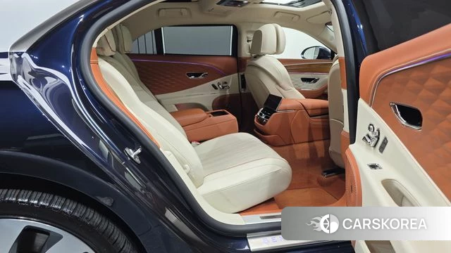 Bentley Flying Spur 3rd Generation 2022 Синий из Кореи, фото 3