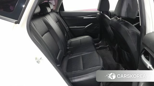 Kia Seltos 2019 Белый из Кореи, фото 3