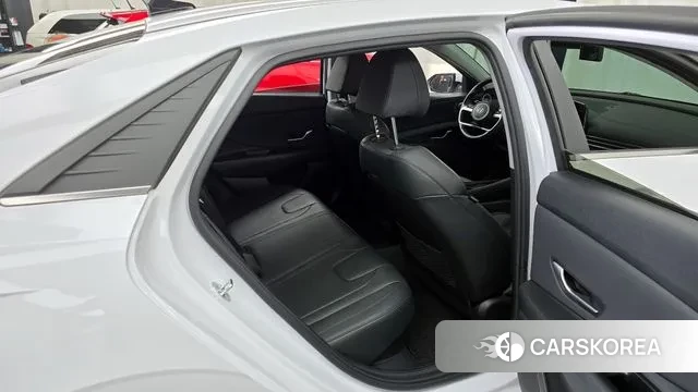 Hyundai Avante Hybrid (CN7) 2020 Белый из Кореи, фото 3