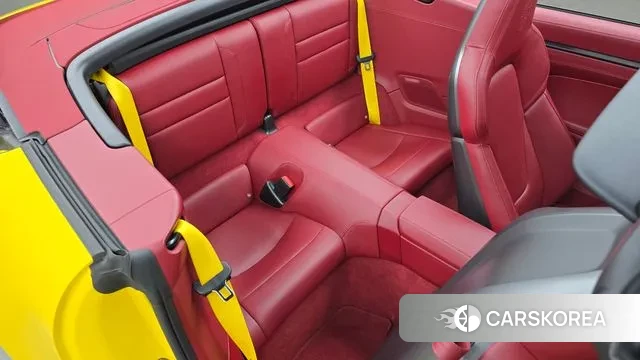 Porsche 911(992) 2023 Желтый из Кореи, фото 3