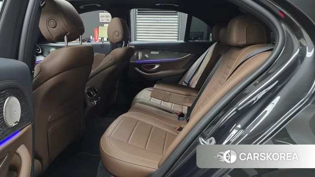 Mercedes-Benz E-Class W213 2022 Серый из Кореи, фото 3