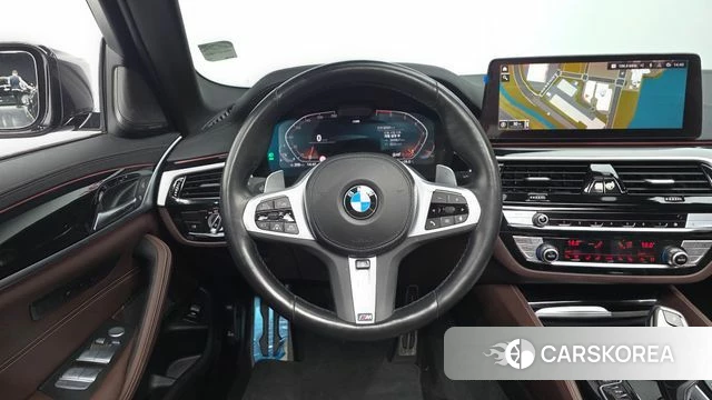 BMW 5 Series (G30) 2023 Серый из Кореи, фото 3