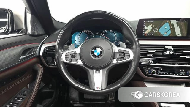 BMW 5 Series (G30) 2018 Черный из Кореи, фото 3