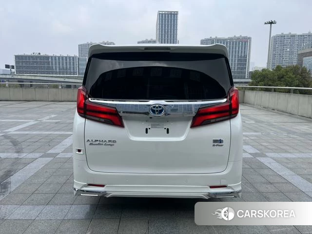Toyota Elfa 2021 Белый из Китая, фото 3