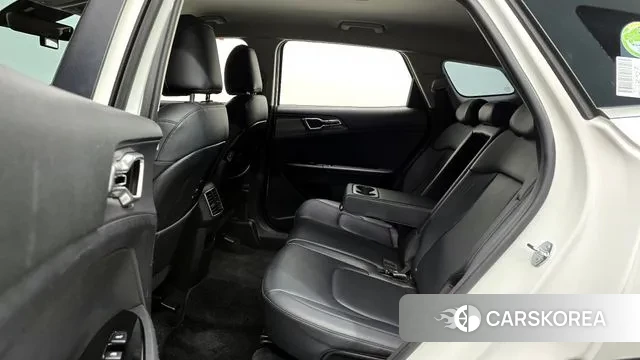 Kia Sportage 5th Generation 2023 Белый из Кореи, фото 3