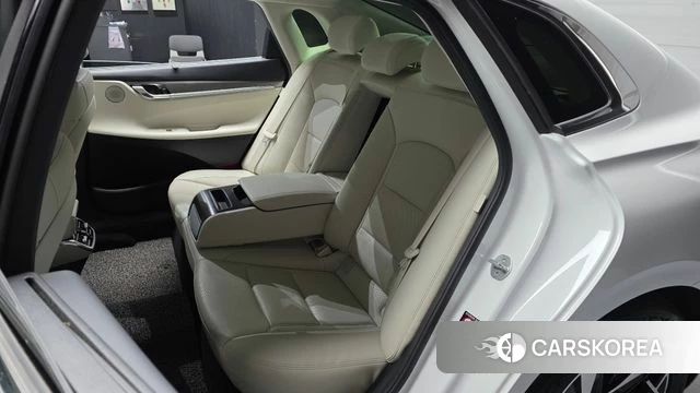 Hyundai The New Grandeur IG Hybrid 2022 Белый из Кореи, фото 3