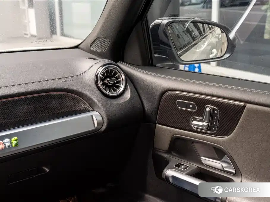 Mercedes-Benz GLB AMG 2022 Белый из Китая, фото 3