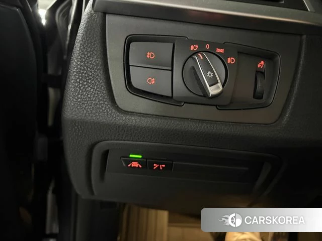 BMW 3 Series (F30) 2018 Серый из Кореи, фото 3