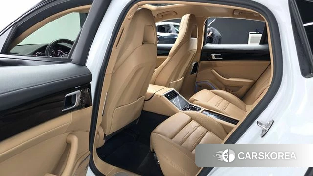 Porsche Panamera (971) 2018 Черный из Кореи, фото 3