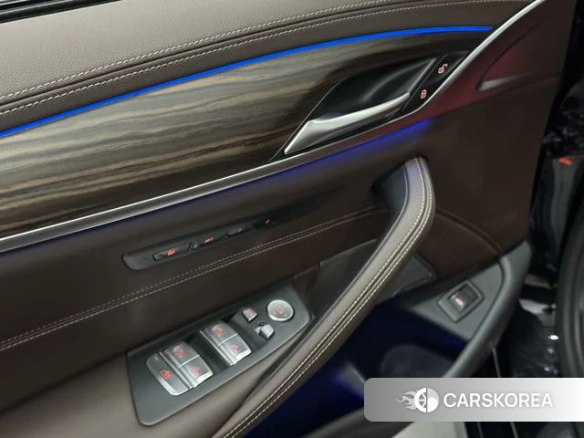 BMW 5 series 2022 Черный из Китая, фото 3