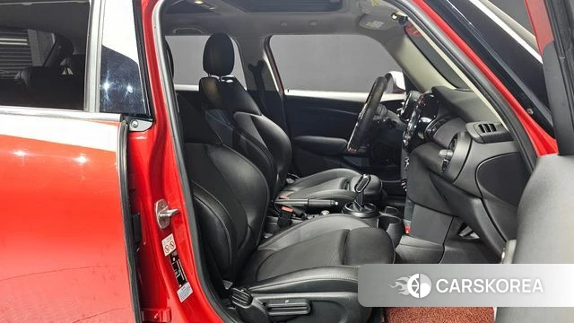 Mini Cooper D 2018 Красный из Кореи, фото 3
