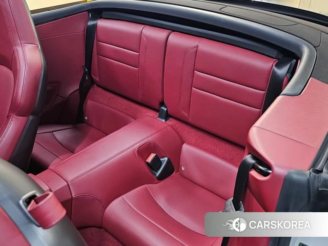 Porsche 911(992) 2022 Серебристо-серый из Кореи, фото 3