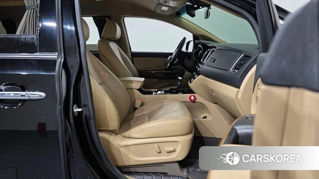 Kia All New Carnival 2018 Черный из Кореи, фото 3