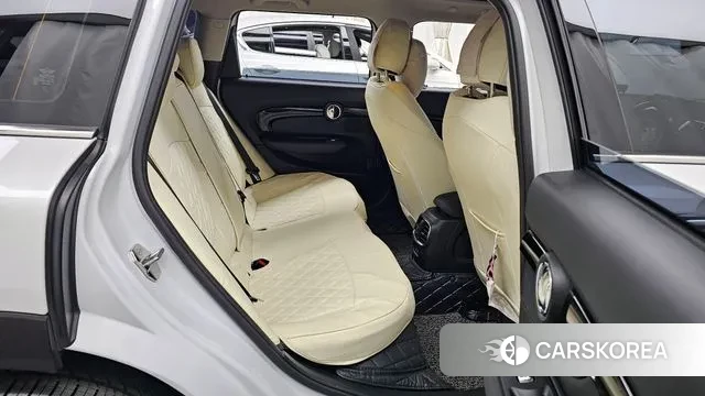 Mini Cooper Clubman 2024 Белый из Кореи, фото 3