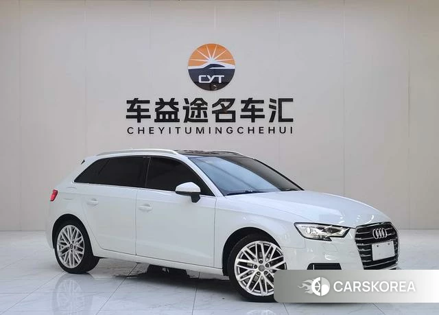 Audi A3 2018 Белый из Китая, фото 3