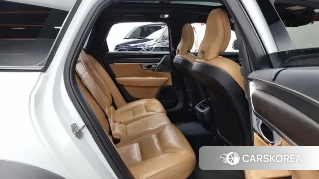 Volvo V90 Cross-Country 2018 Белый из Кореи, фото 3