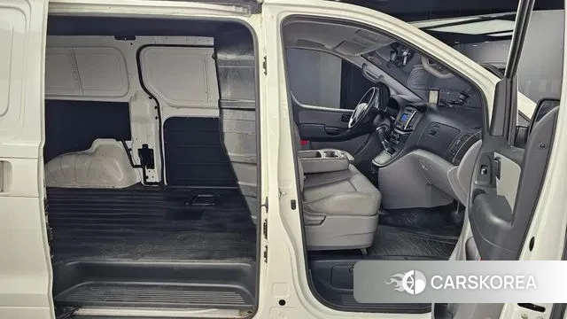 Hyundai The New Grand Starex 2020 Белый из Кореи, фото 3