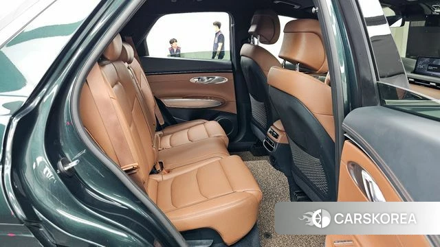 Genesis GV70 2022 Темно-зеленый из Кореи, фото 3