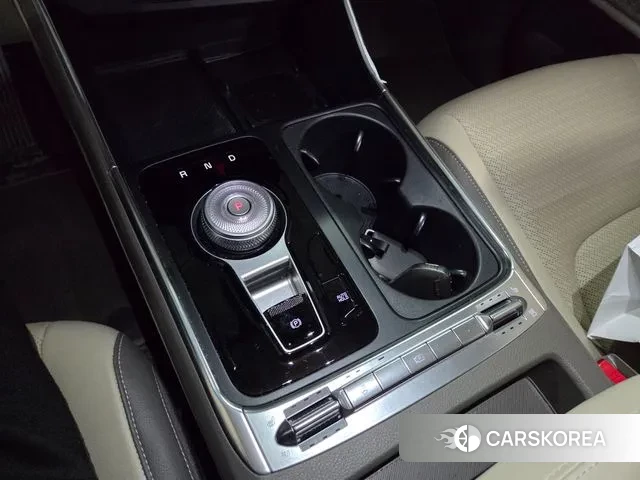 Kia The New Carnival 4th Generation 2025 Белый из Кореи, фото 3