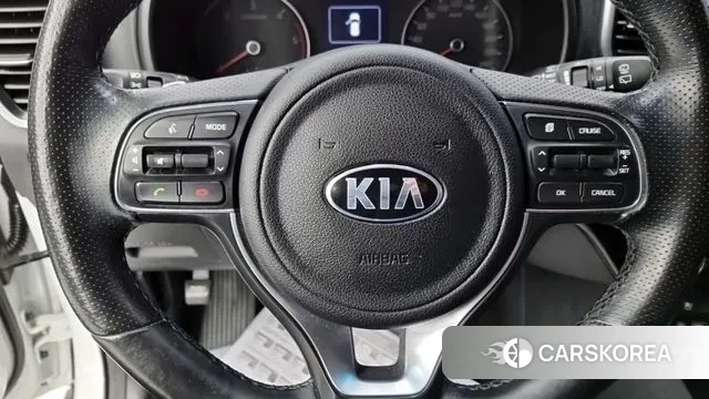 Kia Sportage The Bold 2018 Белый из Кореи, фото 3