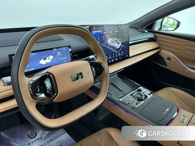 Geely Galaxy Galaxy Sparkle 8 PHEV 2025 Белый из Китая, фото 3
