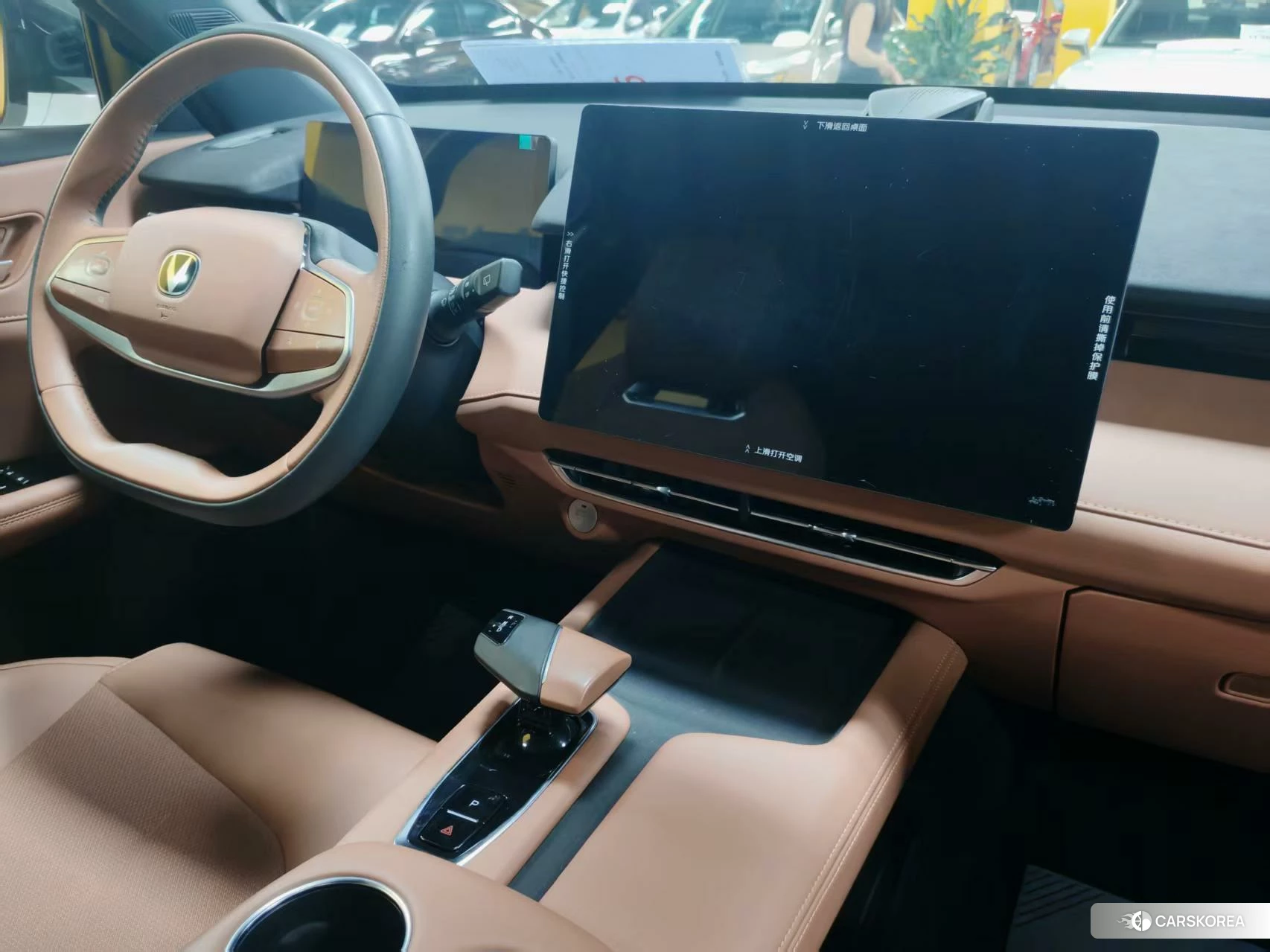 Chang'an UNI-Z 2024 Белый из Китая, фото 3