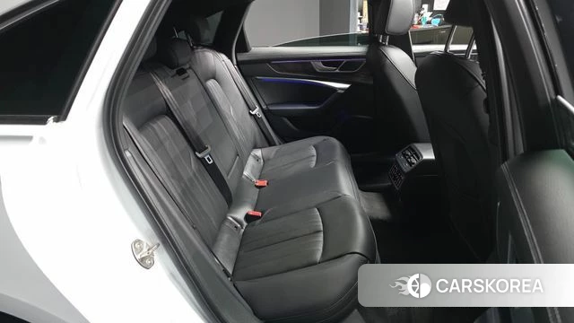 Audi A6 (C8) 2023 Белый из Кореи, фото 3